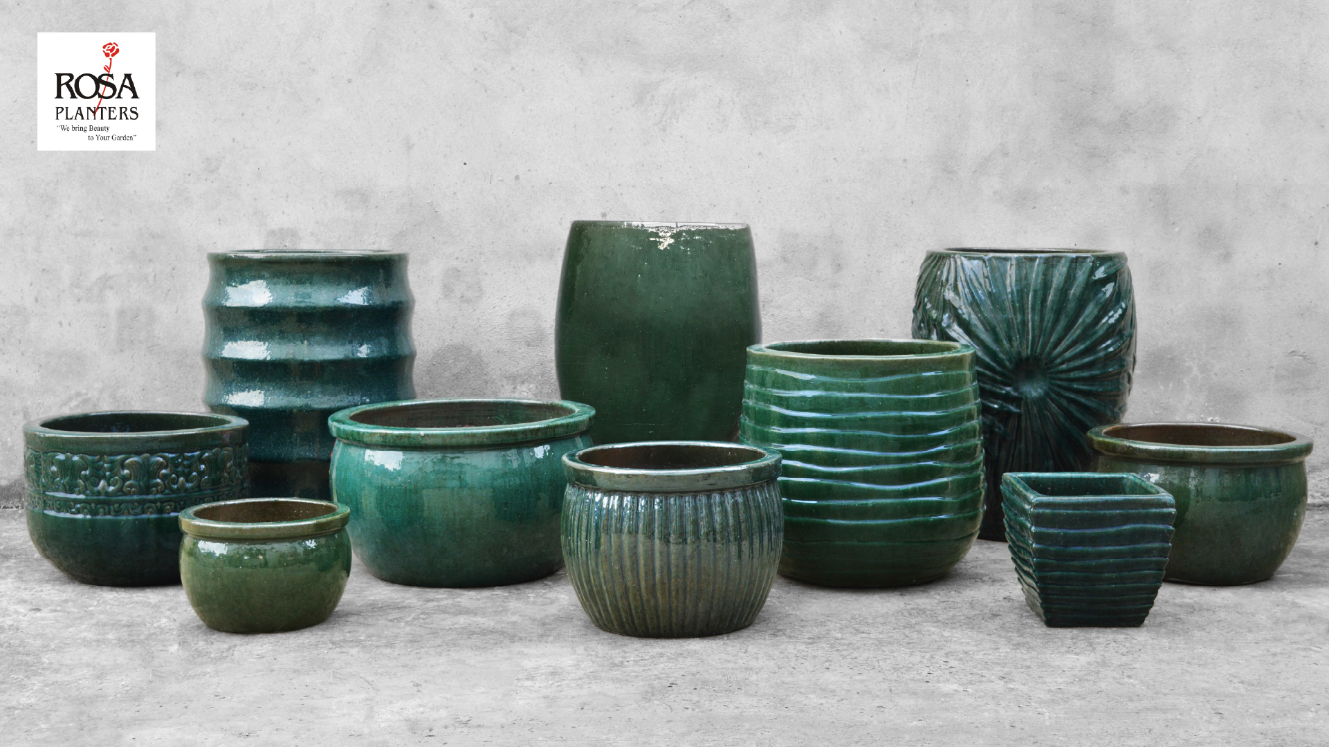 Color variation of glazed ceramic plant pots during production